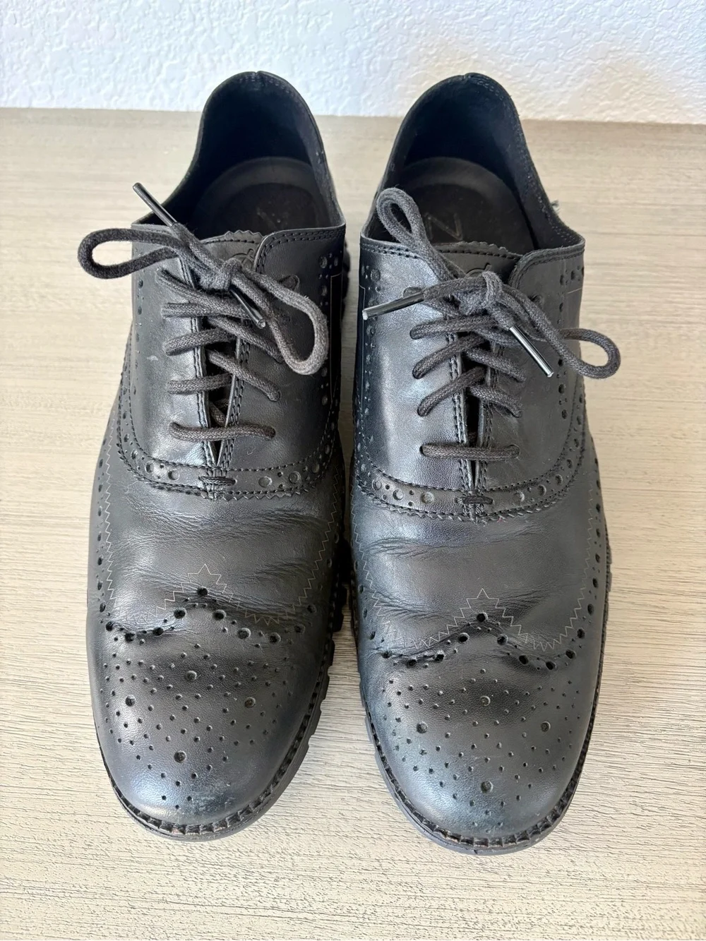 Cole Haan Zerogrand Oxford Wingtips in black leather. Men’s 10.5.